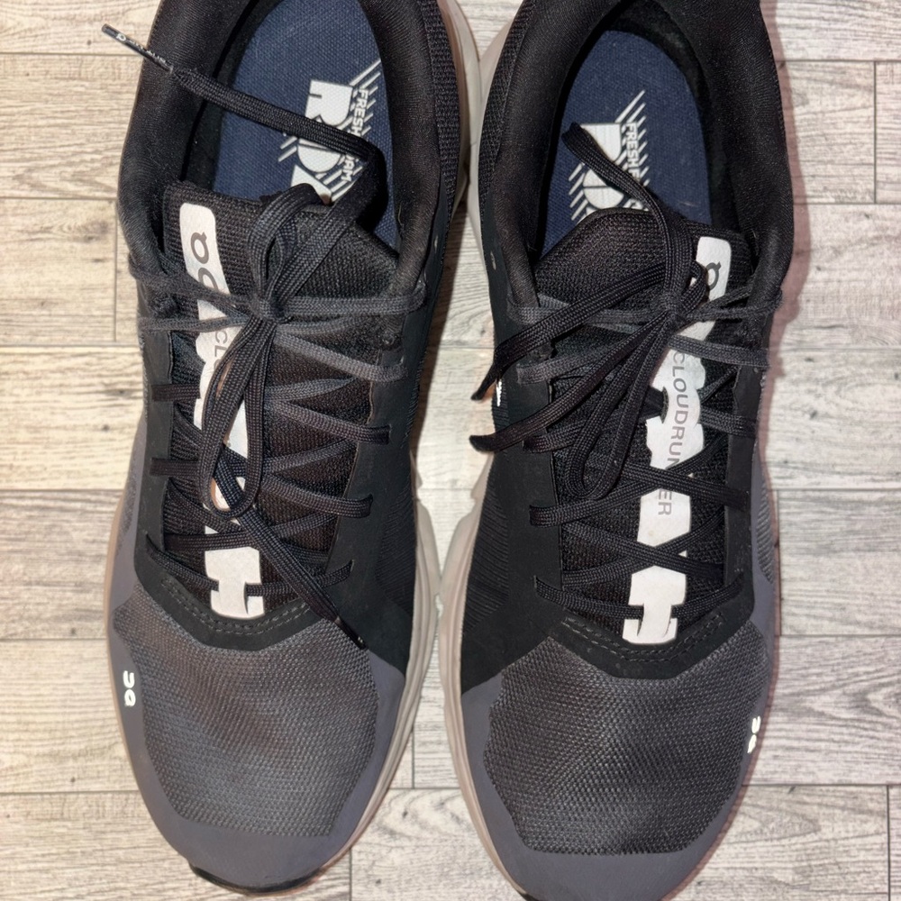 On Running Men’s Cloudrunner 2 Black Eclipse/Fros… - image 14